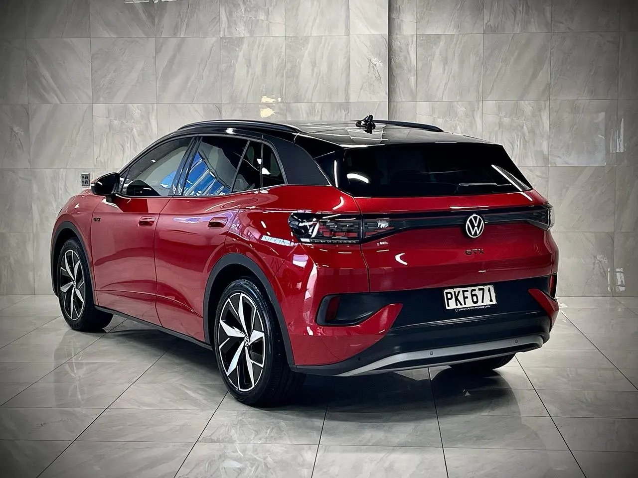 2022 Volkswagen ID.4 GTX 4WD — photo 2