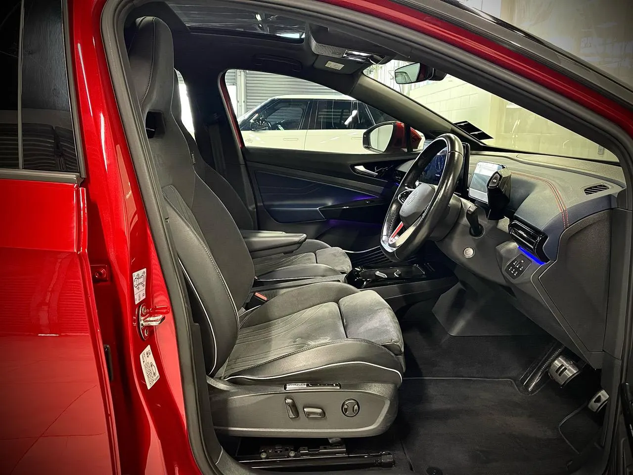 2022 Volkswagen ID.4 GTX 4WD — photo 19