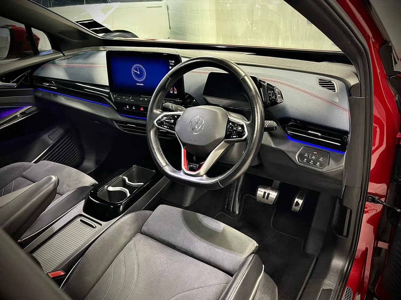 2022 Volkswagen ID.4 GTX 4WD — photo 11