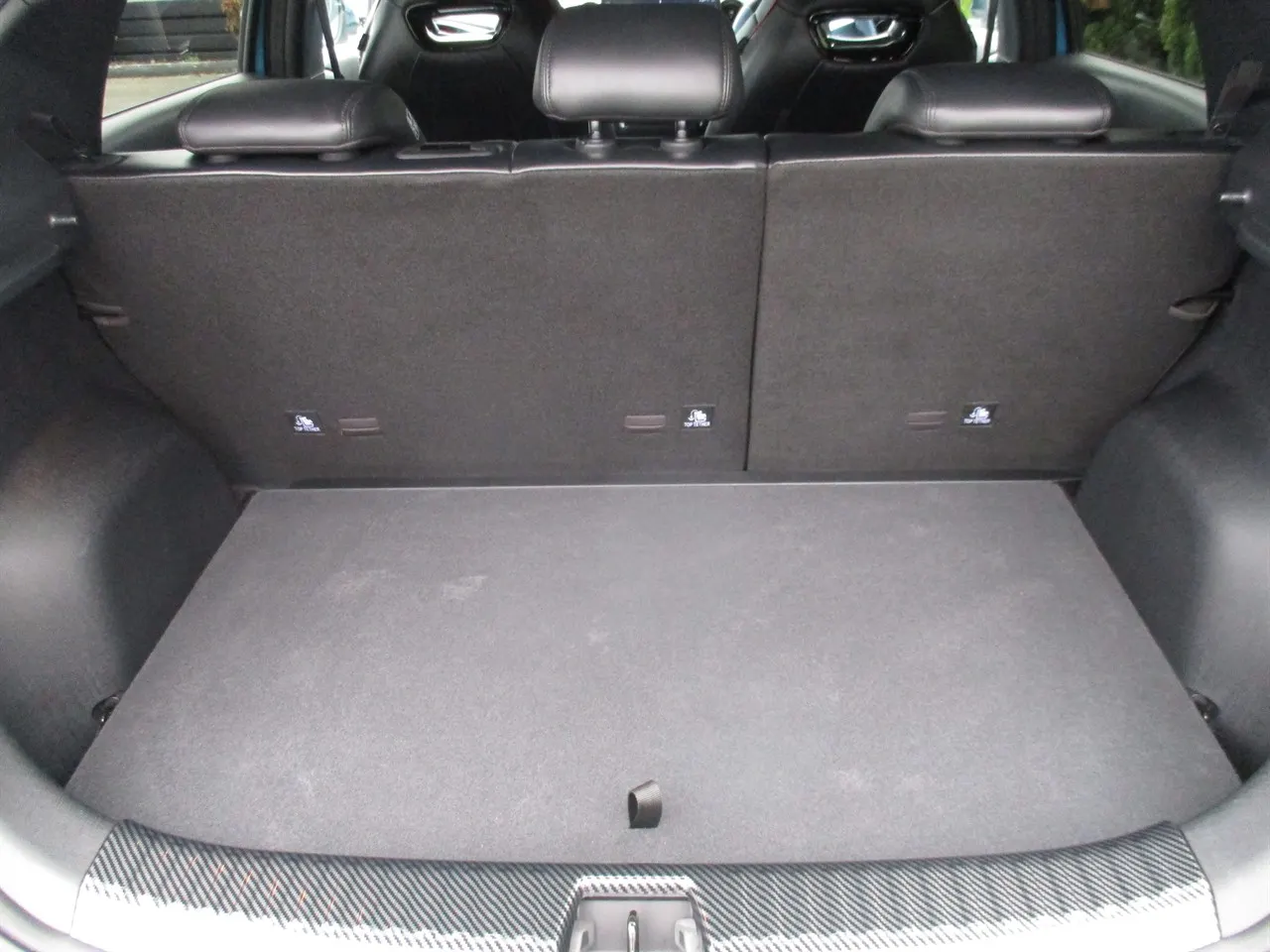 2024 BYD Dolphin Premium Extended Range (60kWh) — photo 6