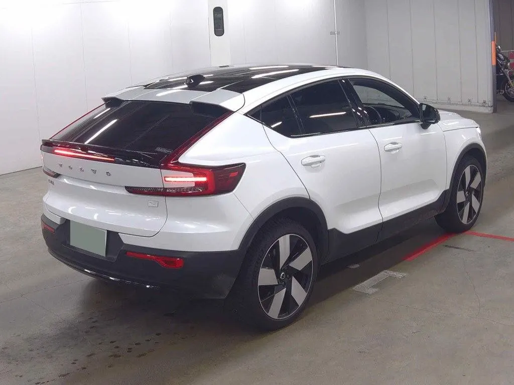 2023 Volvo C40 Recharge Ultimate Twin Motor — photo 6
