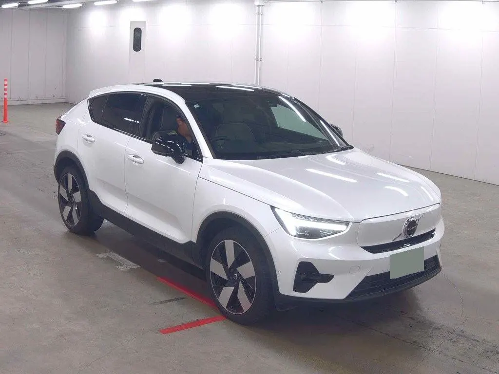 2023 Volvo C40 Recharge Ultimate Twin Motor — photo 2