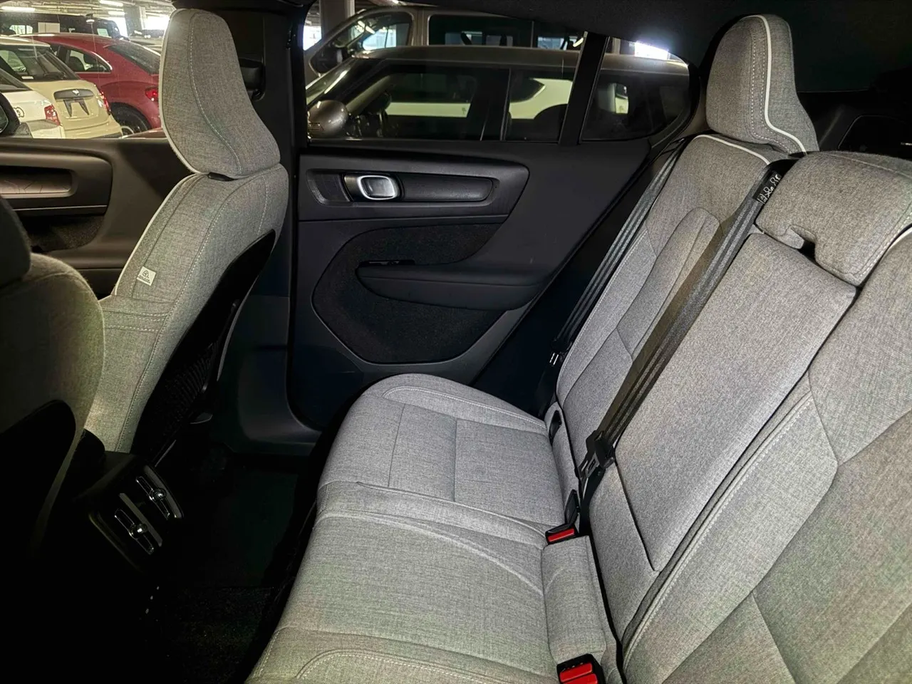 2023 Volvo C40 Recharge Ultimate Twin Motor — photo 8
