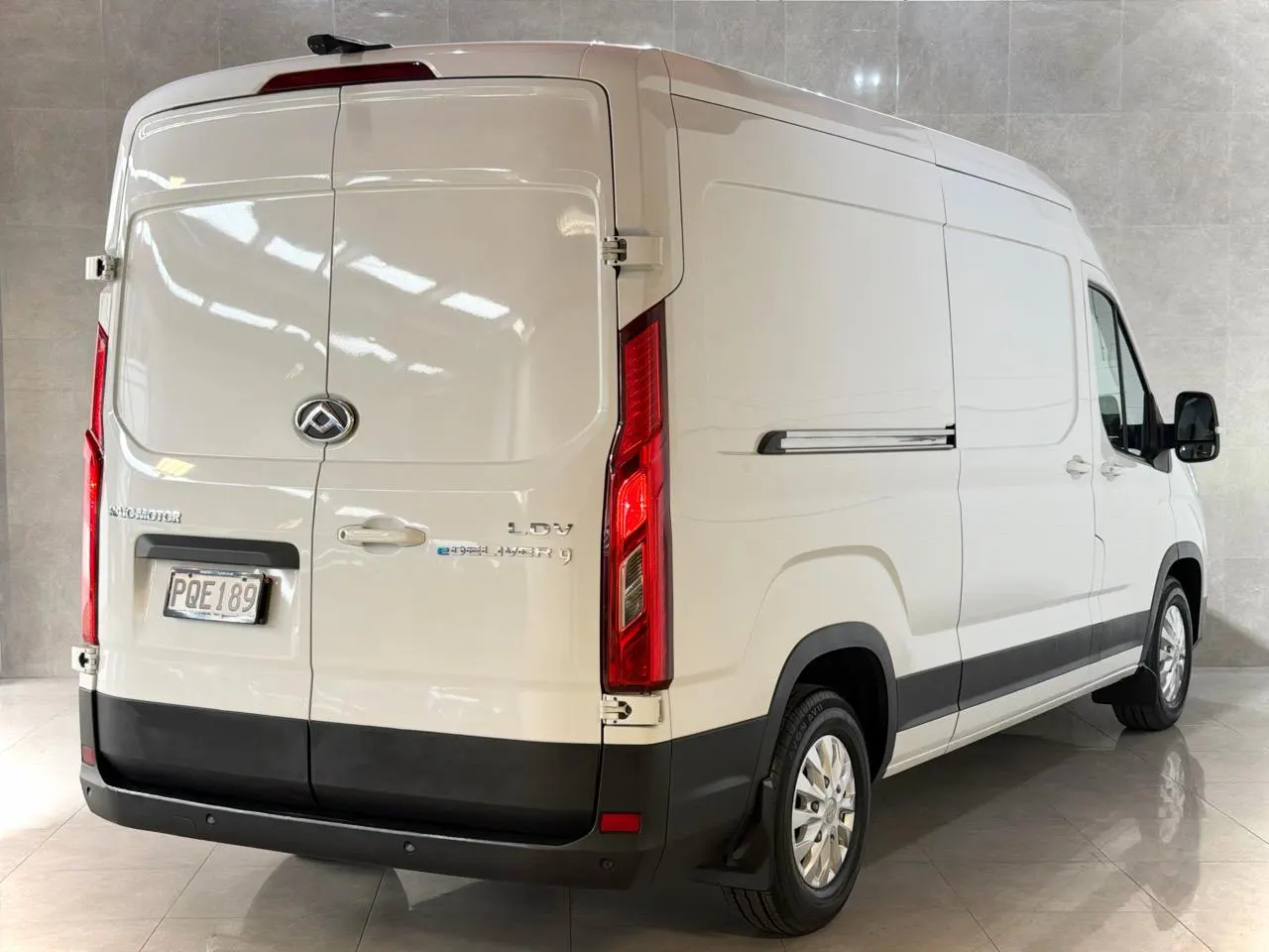 2023 LDV eDeliver 9 (72kWh), photo 3