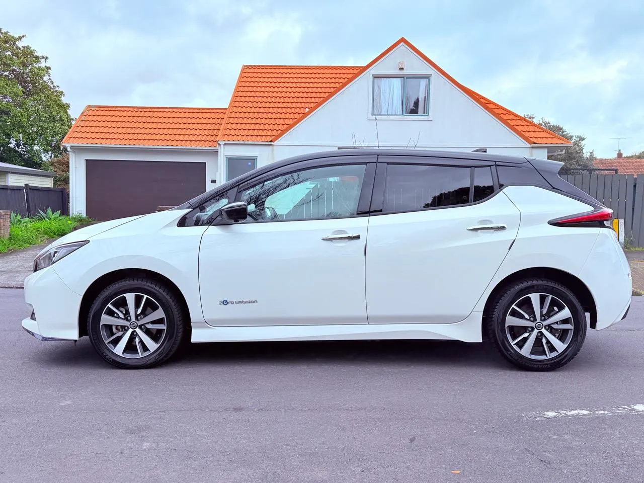 2021 Nissan Leaf e+ X (62kWh) — photo 8