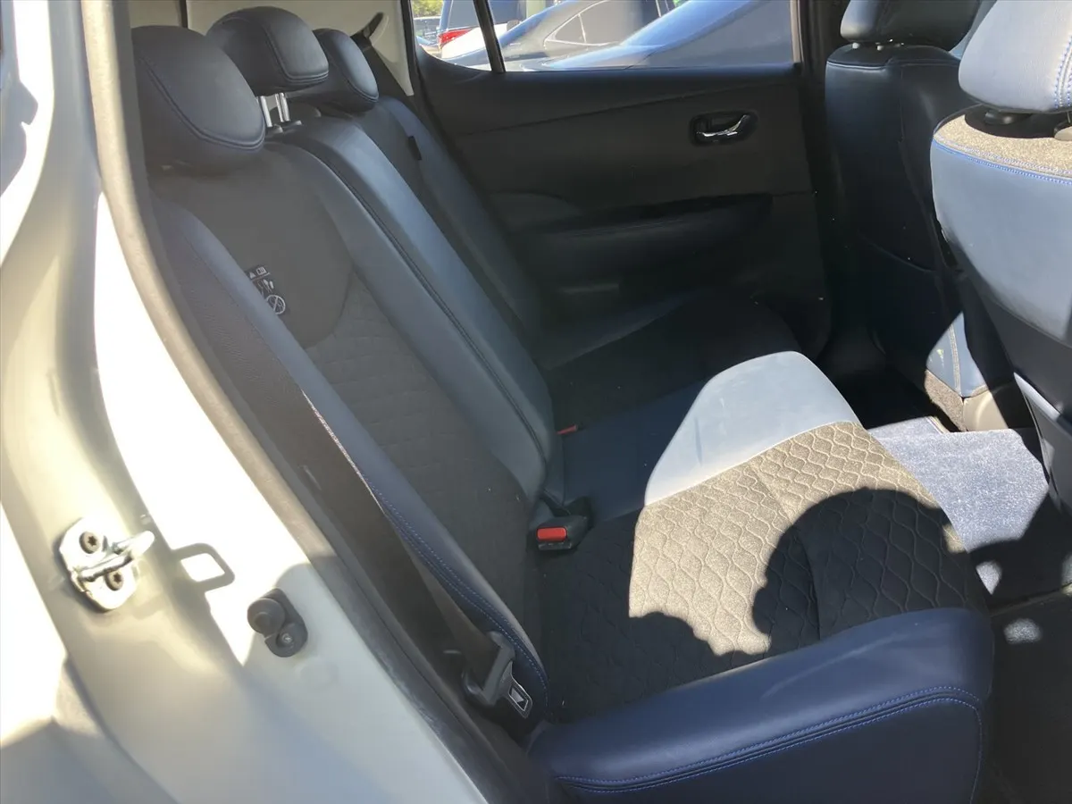 2020 Nissan Leaf e+ Autech (62kWh) — photo 9
