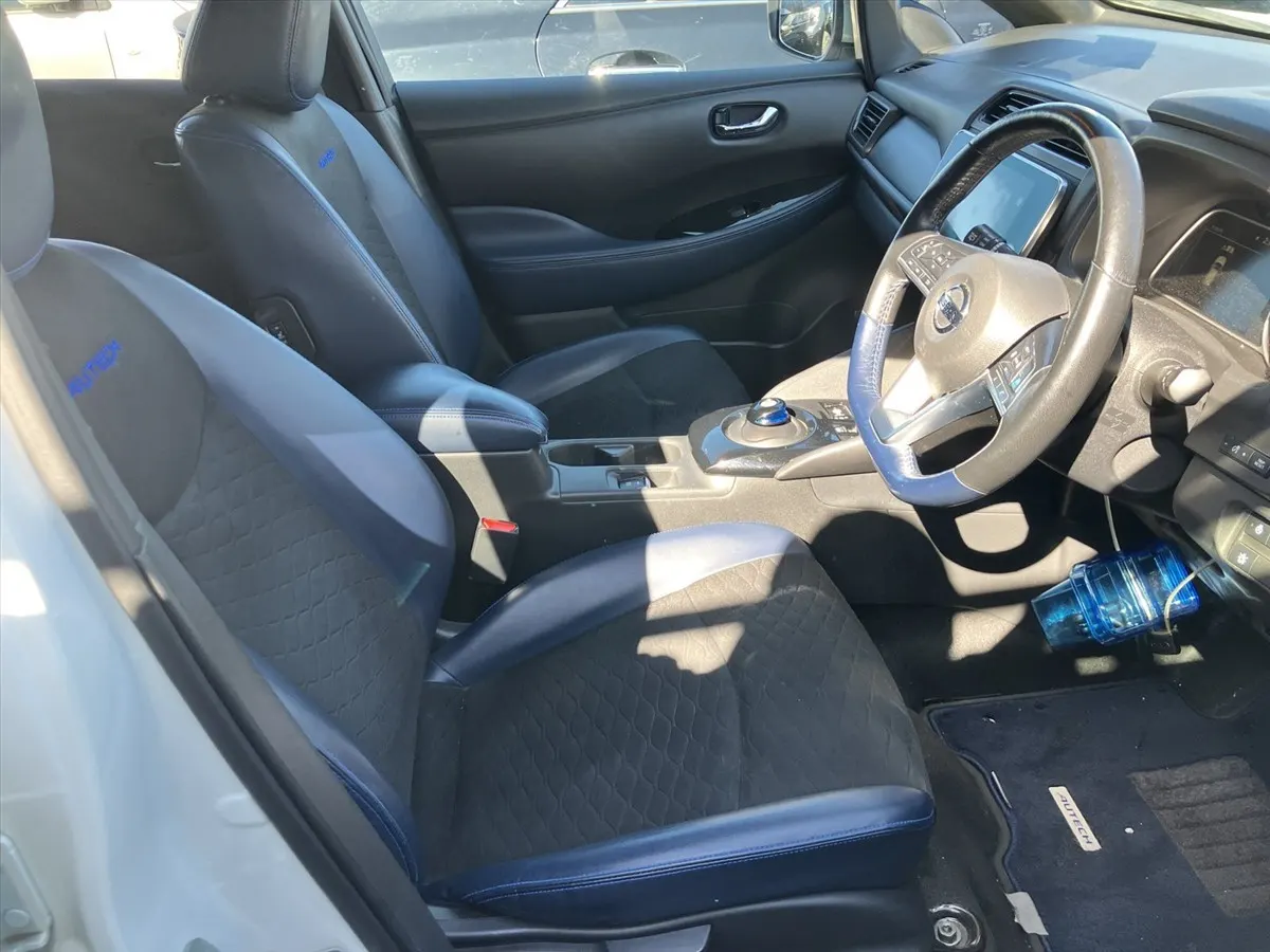 2020 Nissan Leaf e+ Autech (62kWh) — photo 3