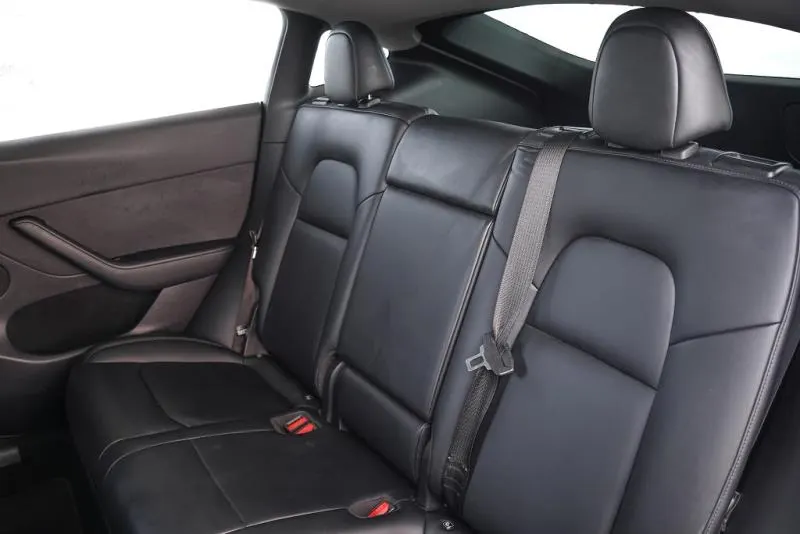 2022 Tesla Model Y RWD (60kWh), photo 13