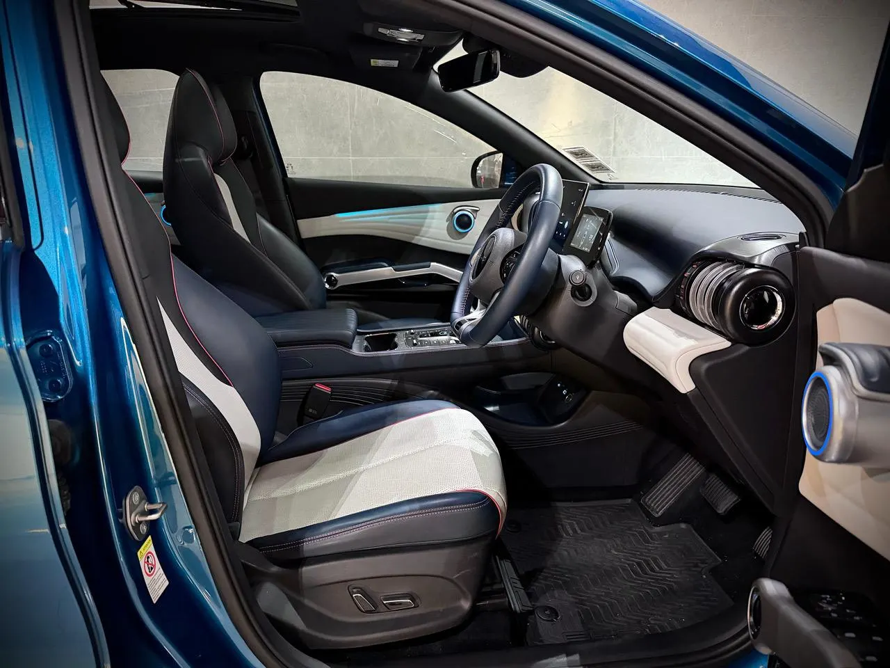 2025 BYD Atto 3 Extended Range — photo 12