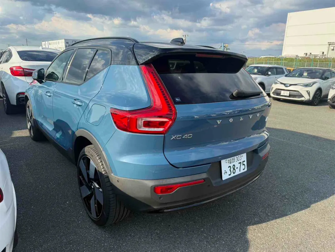 2022 Volvo XC40 Recharge Ultimate Twin Motor — photo 5