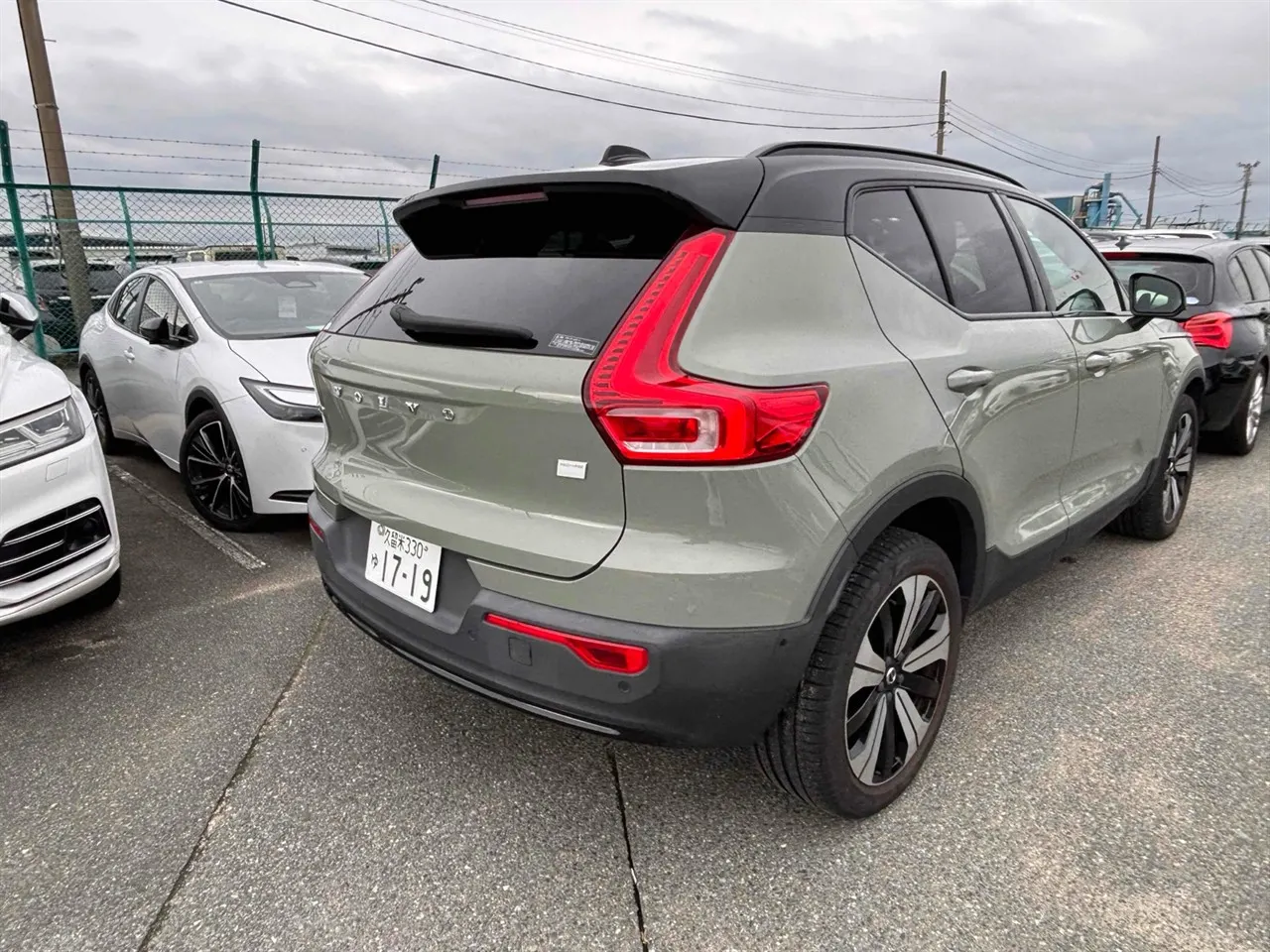 2023 Volvo XC40 Recharge Plus (BEV) — photo 2