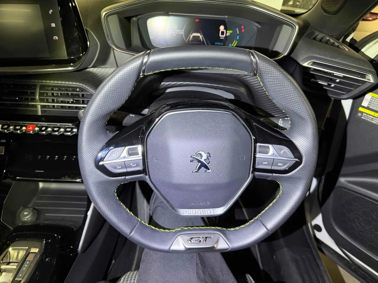 2023 Peugeot e-2008 GT Line Electric (50kWh) — photo 7