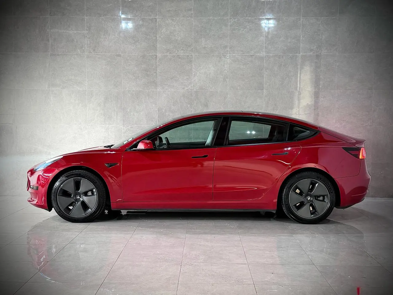 2021 Tesla Model 3 Standard Range Plus — photo 8