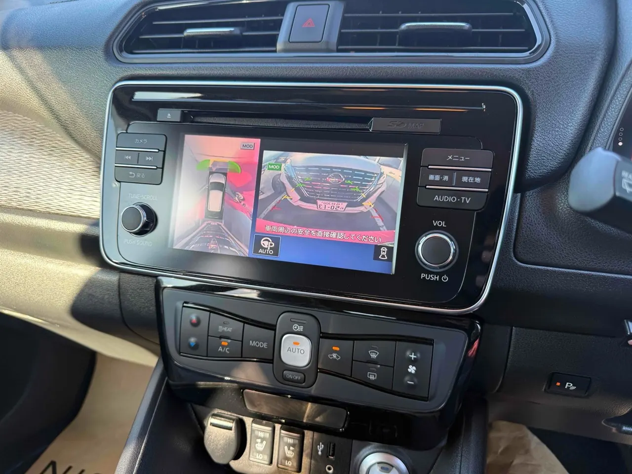 2018 Nissan Leaf 40G 85% SOH Pro Pilot — photo 7