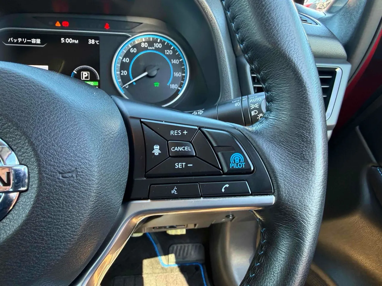 2018 Nissan Leaf 40G 85% SOH Pro Pilot — photo 5