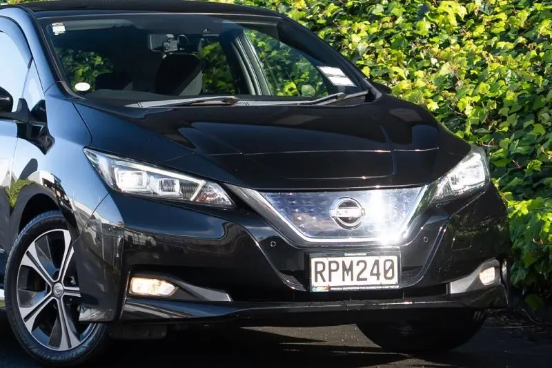 2019 Nissan Leaf 40G (40kWh) — photo 3