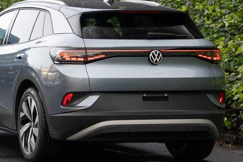 2023 Volkswagen ID.4 Pro Launch Edition (82kWh) — photo 6