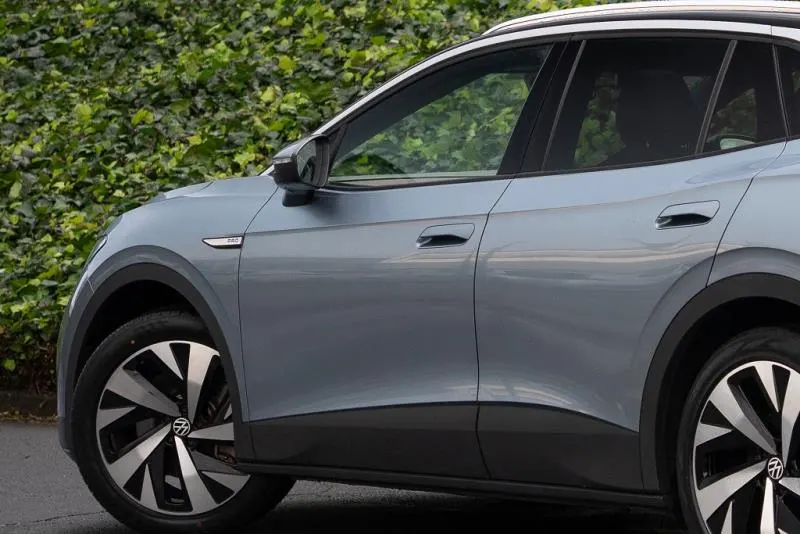 2023 Volkswagen ID.4 Pro Launch Edition (82kWh) — photo 8