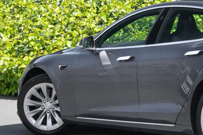2017 Tesla Model S 100D AWD — photo 8
