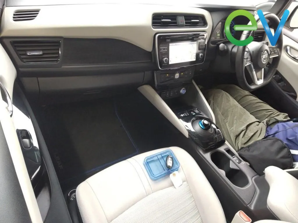 2018 Nissan Leaf G (40kWh) Pro Pilot, 360 Camera — photo 6