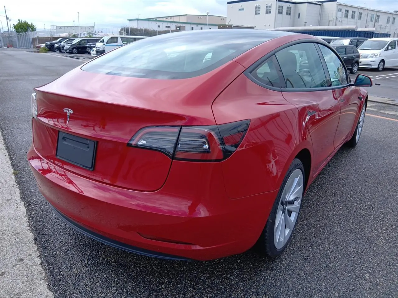 2022 Tesla Model 3 LR RWD (60kWh LFP) — photo 7