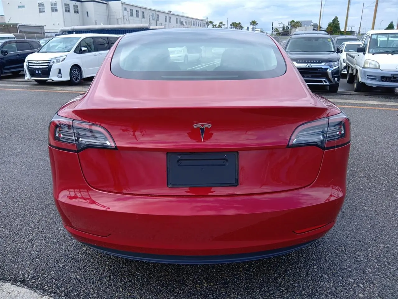 2022 Tesla Model 3 LR RWD (60kWh LFP) — photo 6