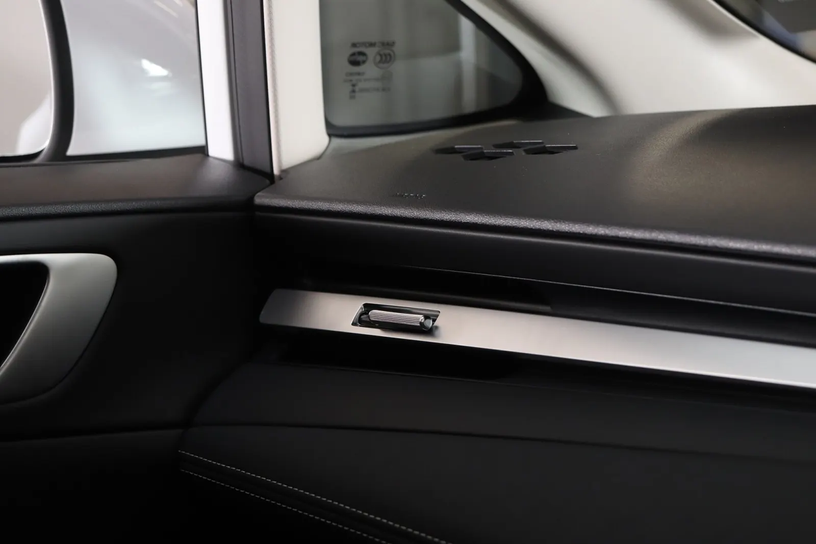 2026 MG MG4 EV Urban 120Kw-54KWH Essence, photo 6