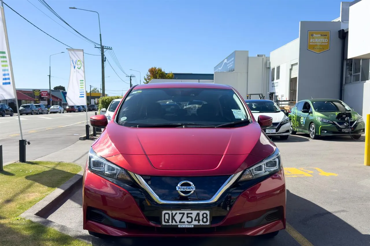 2018 Nissan Leaf X (40kWh) with Pro Pilot — photo 6