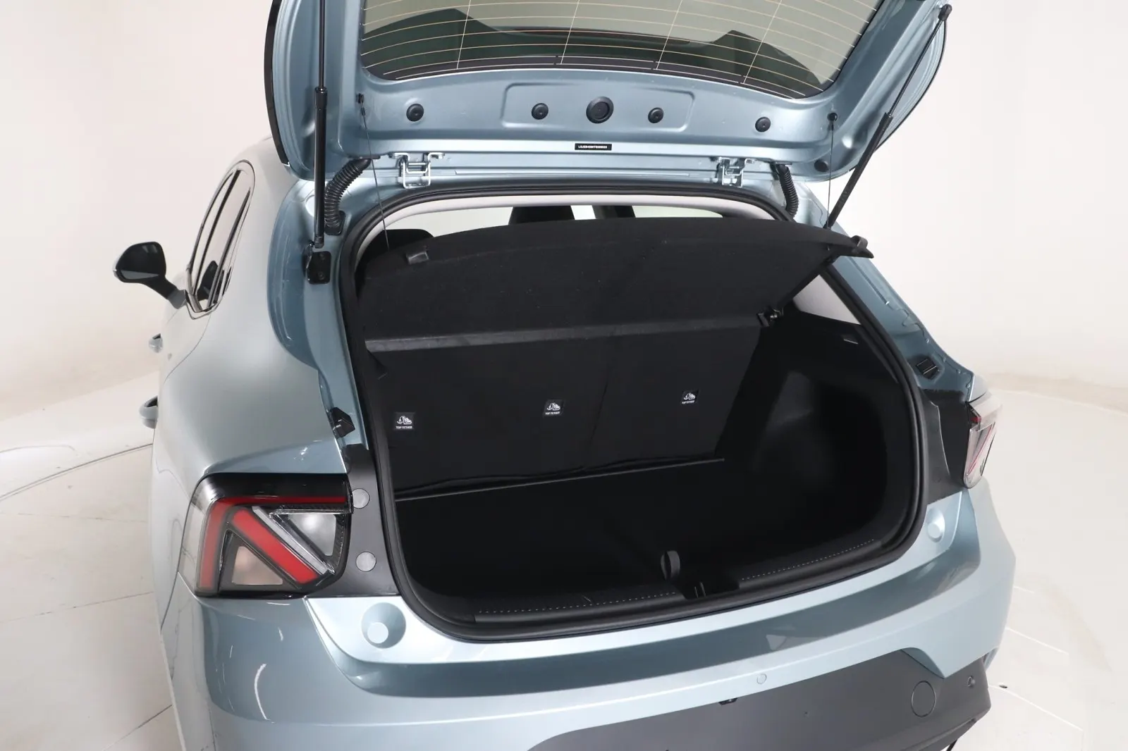 2026 MG MG4 EV Urban 120Kw-54KWH Essence, photo 6