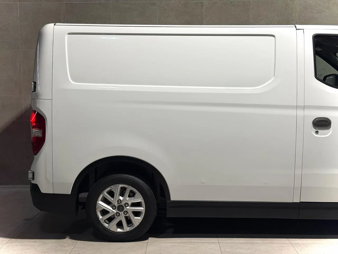2022 LDV eDeliver 3 (50.23kWh) — photo 8