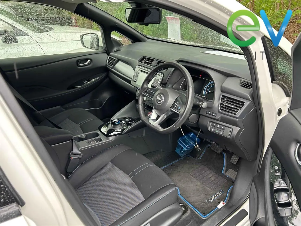 2017 Nissan LEAF G 40kWh Pro Pilot, 360 Camera — photo 7