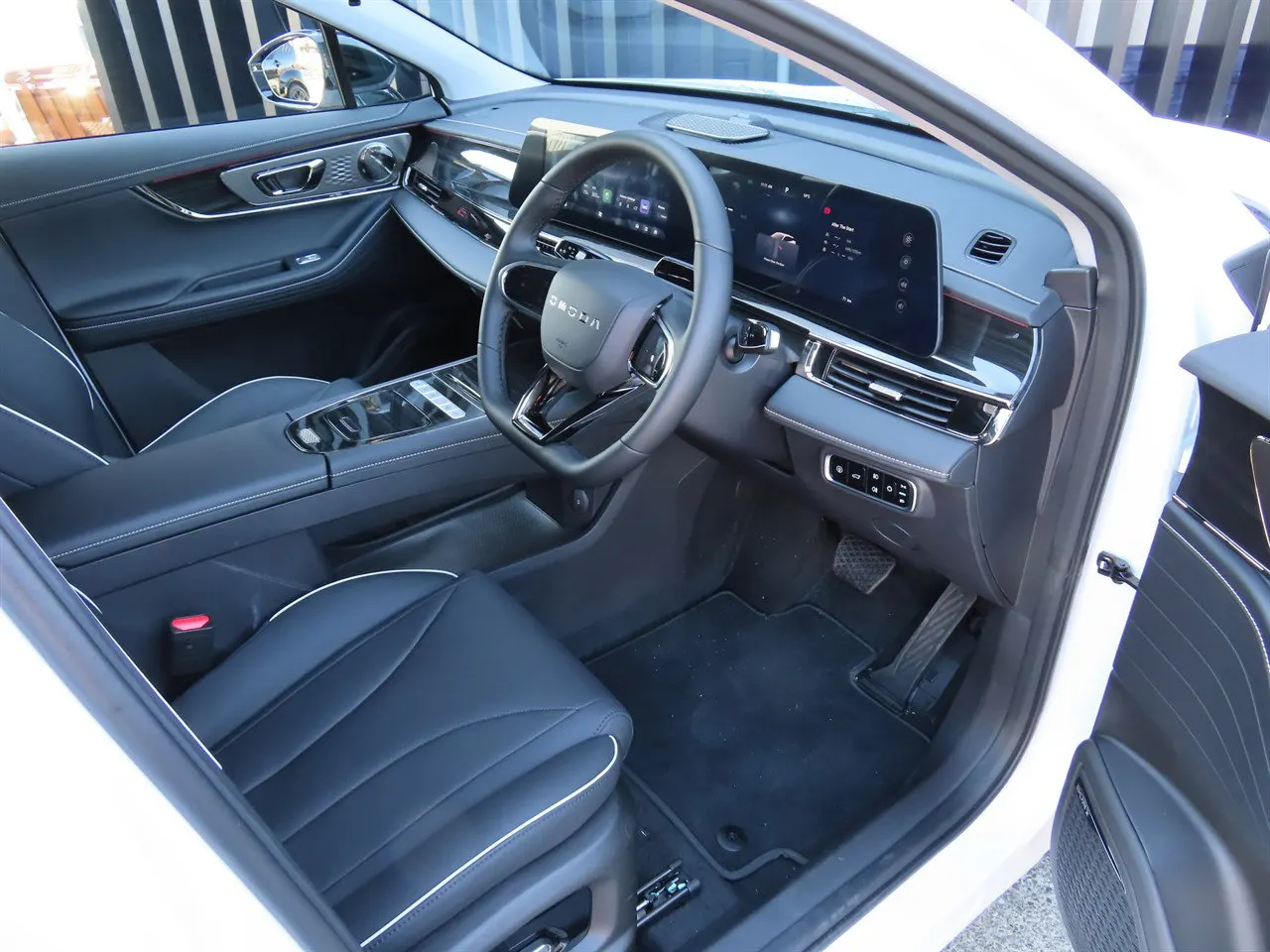 2026 Omoda E5 EX - FULL EV - 59kWh, photo 8