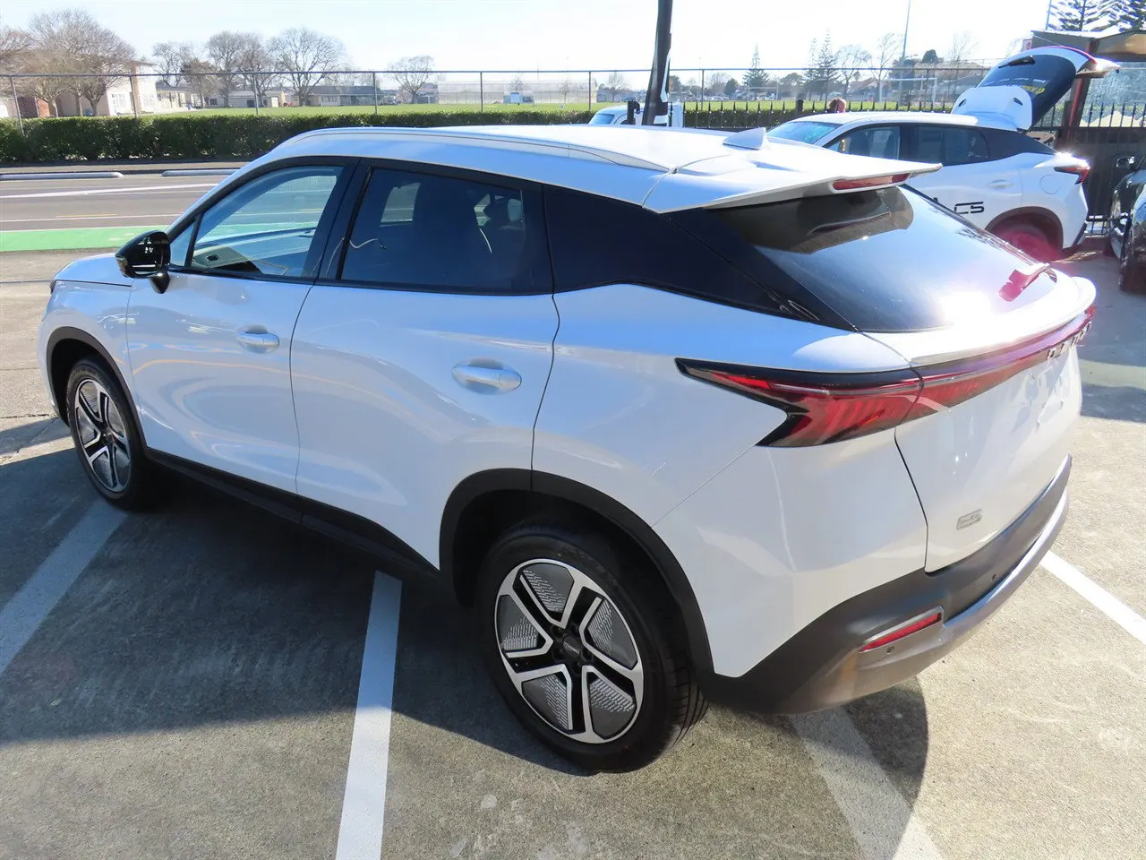 2026 Omoda E5 EX - FULL EV - 59kWh, photo 5