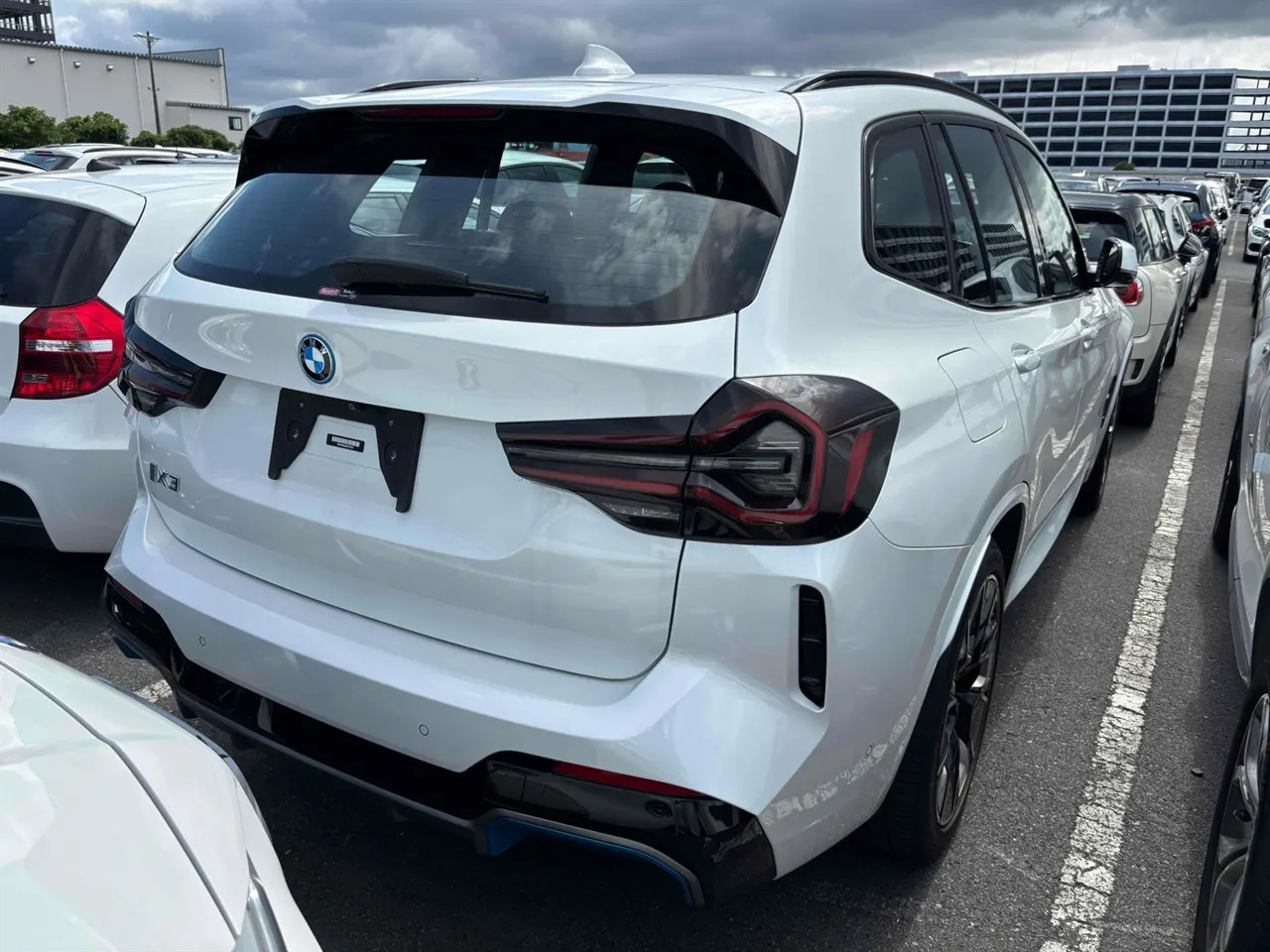 2022 BMW iX3 80kWh M-Sport — photo 6