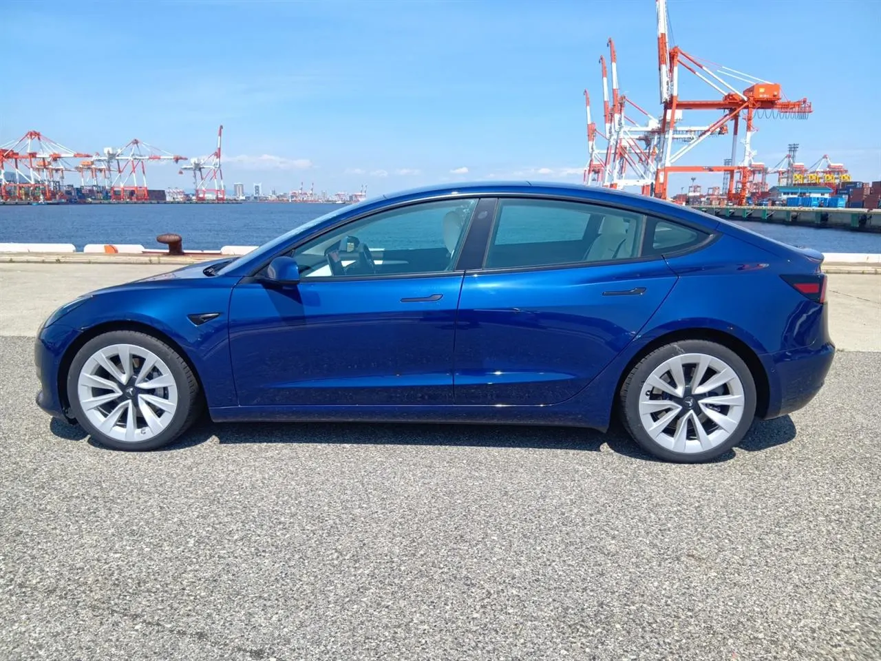2021 Tesla Model 3 AWD Long Range - Refresh — photo 4