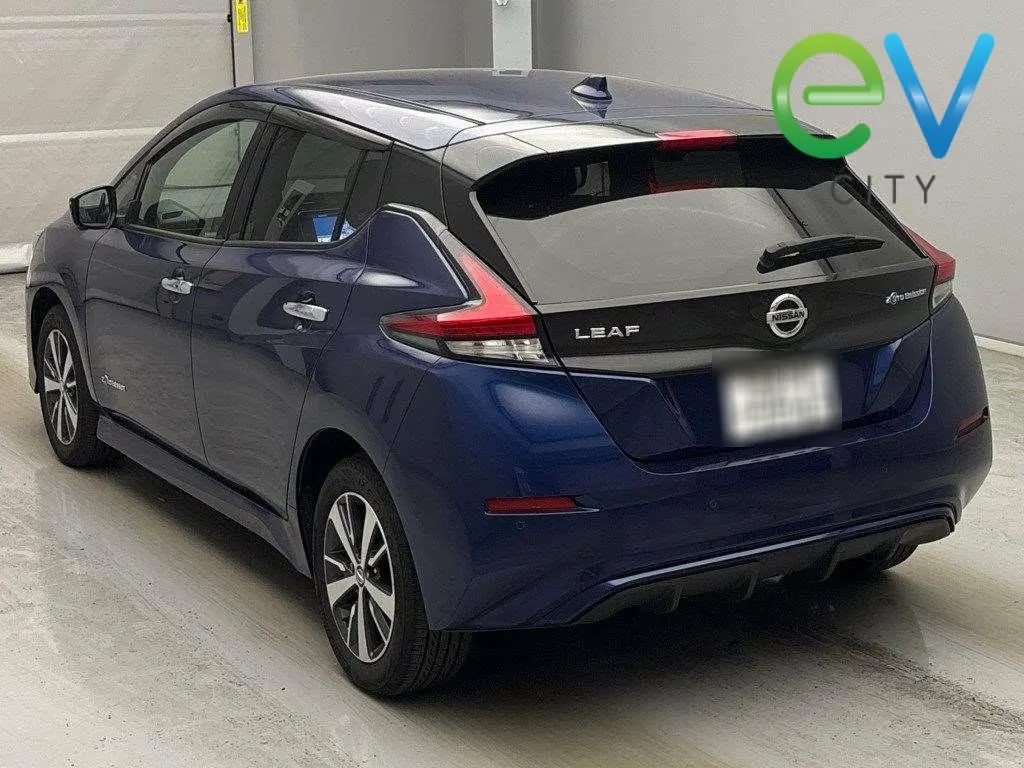 2020 Nissan Leaf e+ X (62kWh) With Pro Pilot & 360 Camera — photo 3