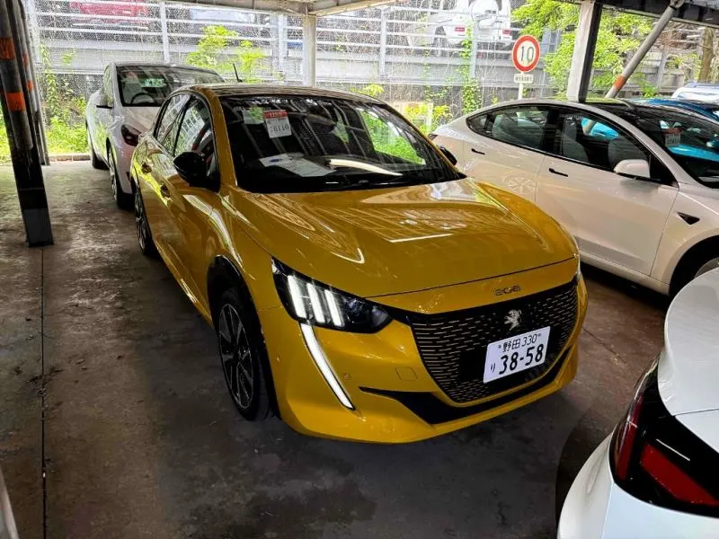 2022 Peugeot e-208 GT (50kWh) — photo 3