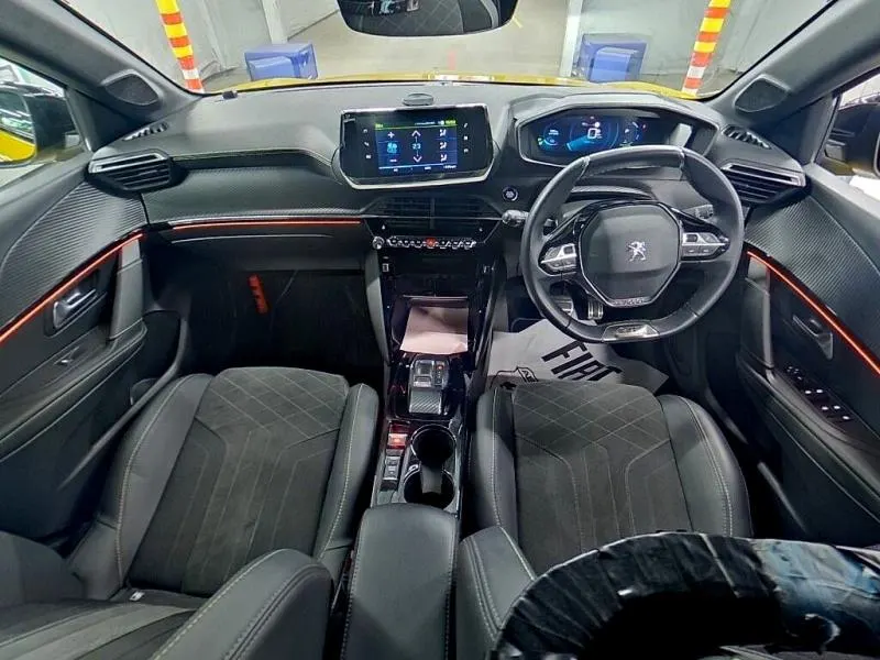 2022 Peugeot e-208 GT (50kWh) — photo 6