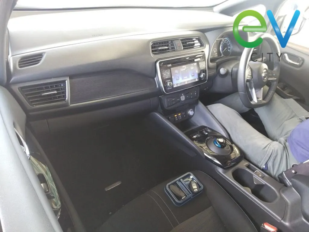 2018 Nissan LEAF G 40kWh Pro Pilot, 360 Camera — photo 6
