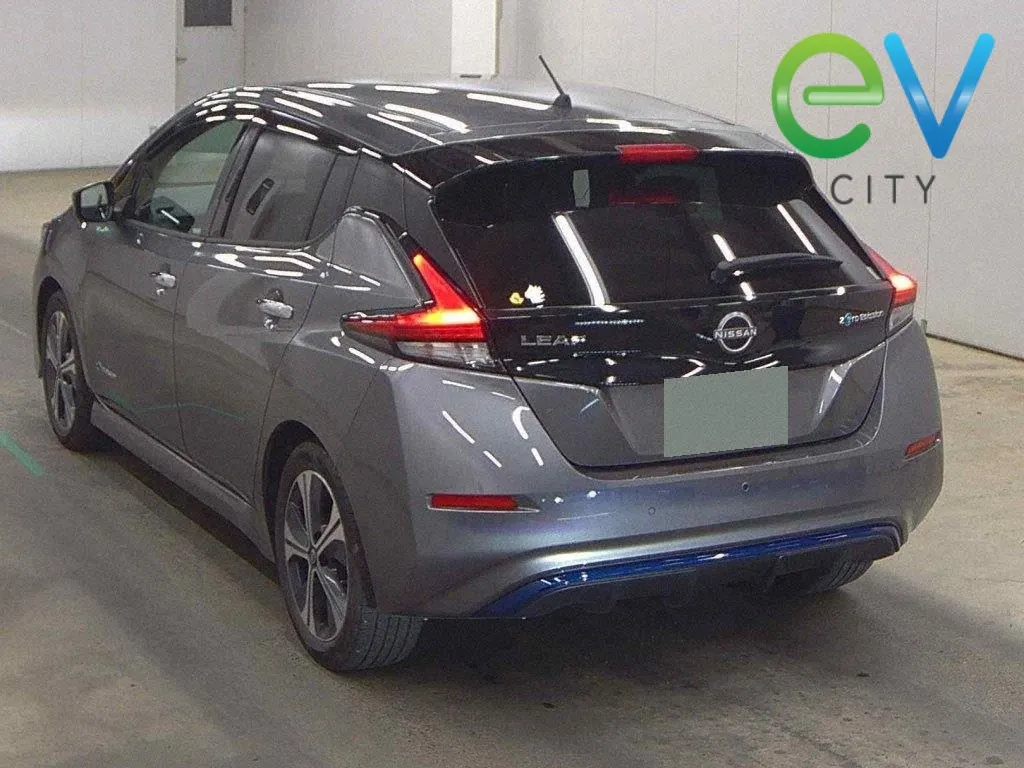 2022 Nissan LEAF X 40kWh With Pro Pilot, 360 Camera — photo 3