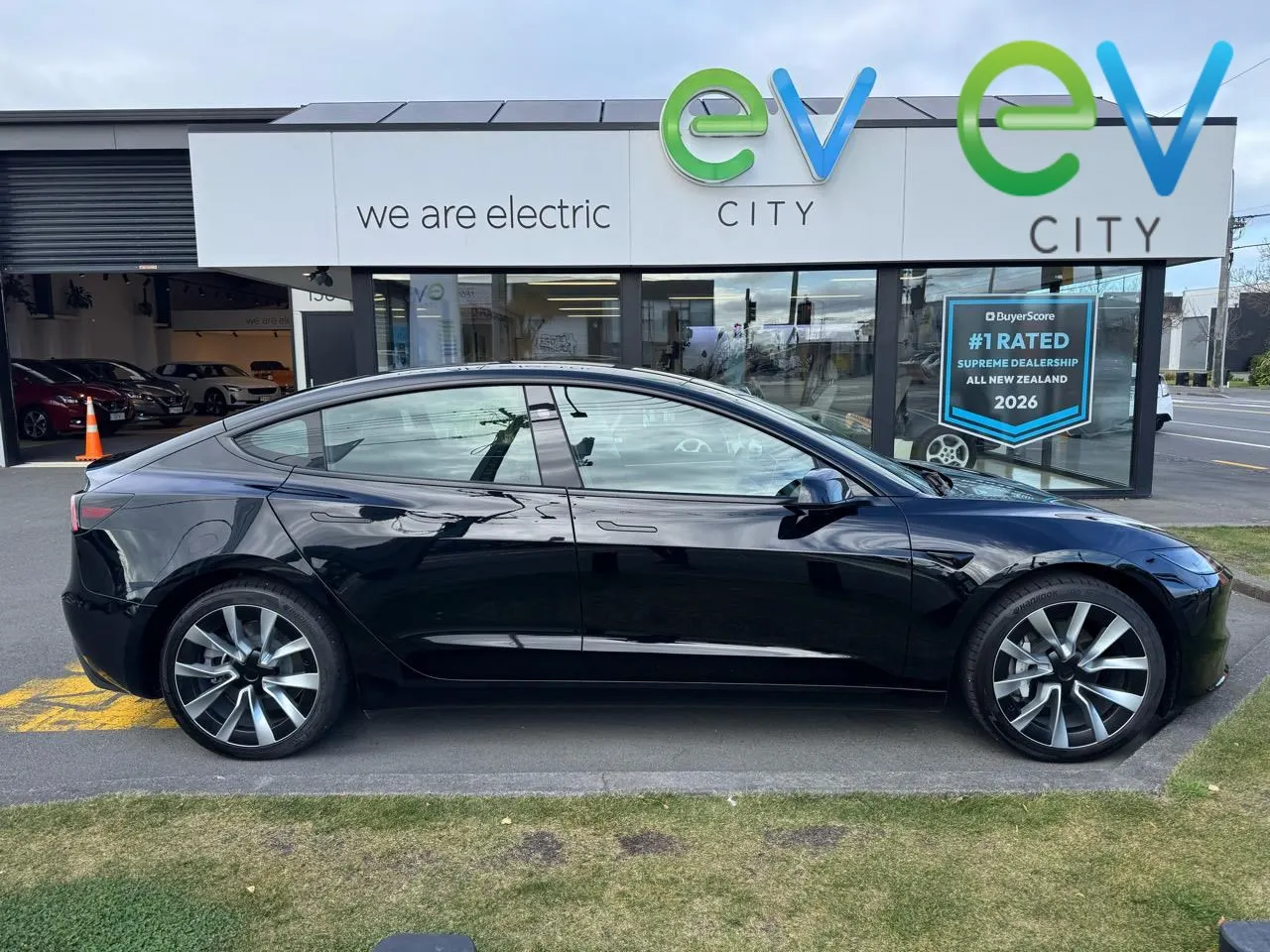 2024 Tesla Model 3 Highland Rear Wheel Drive (60kWh), photo 2