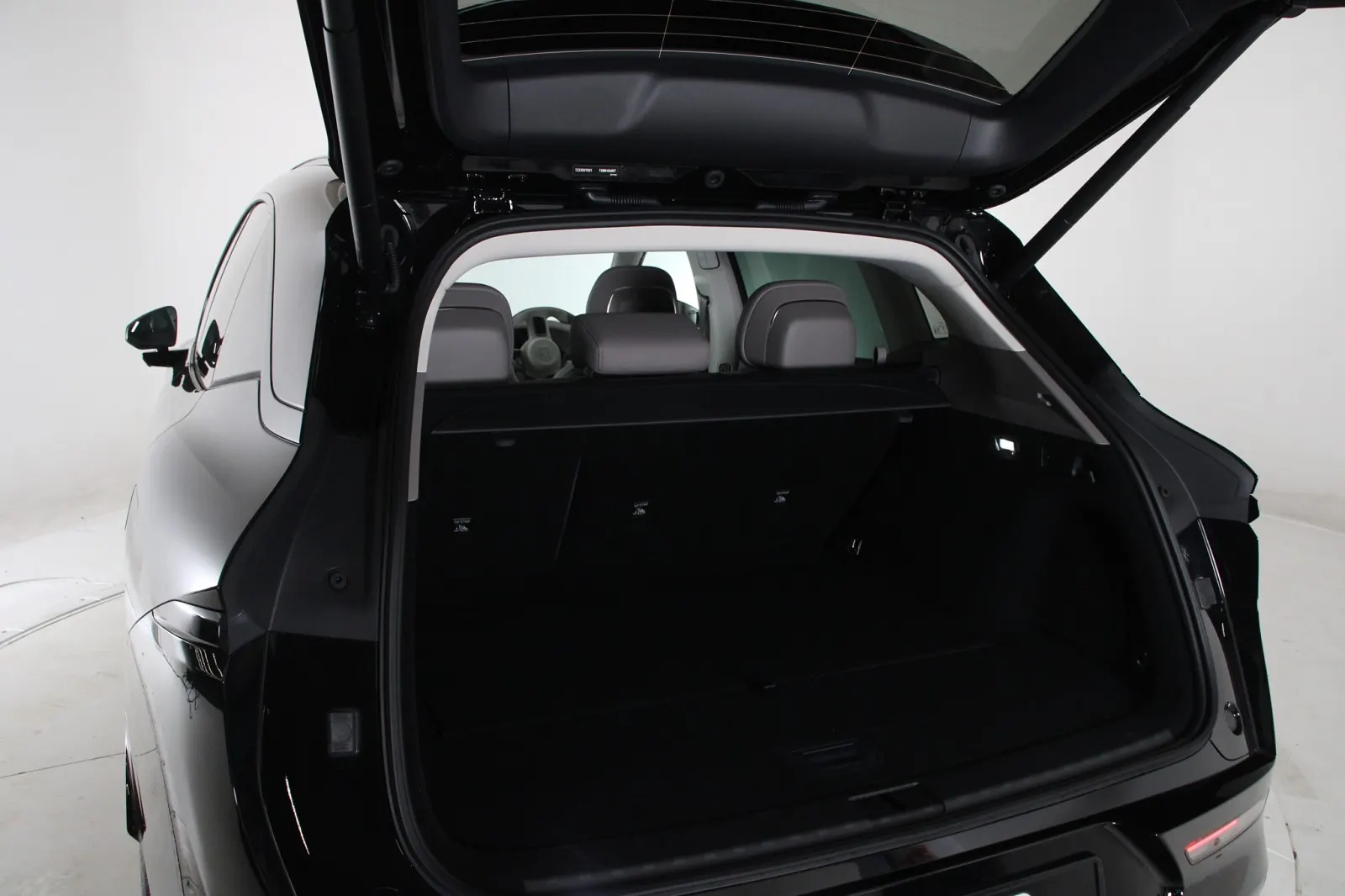 2026 Zeekr 7X AWD Performance, photo 5