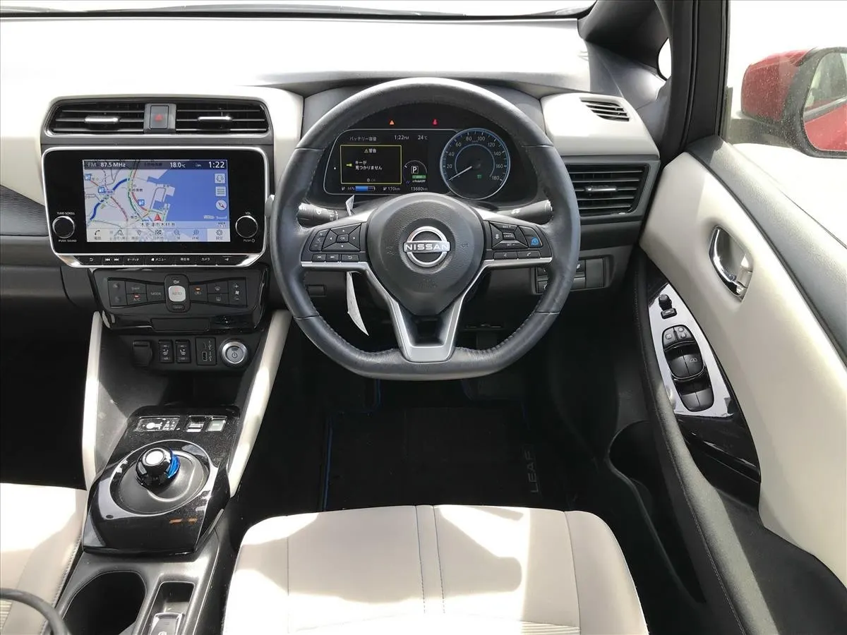 2021 Nissan Leaf X V Selection (40kWh) — photo 7