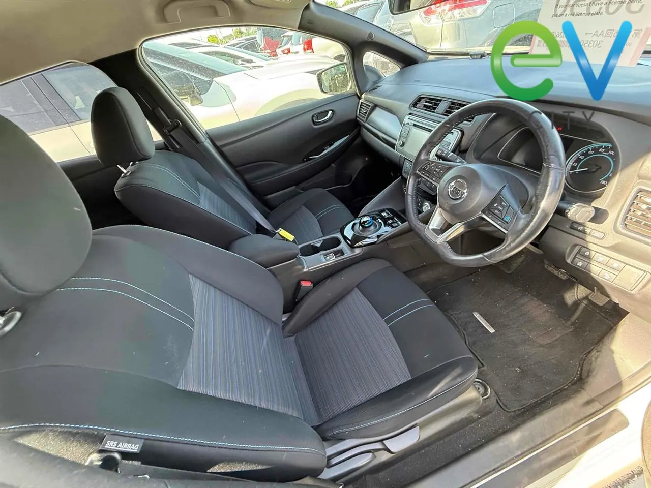 2018 Nissan Leaf X (40kWh) with Pro Pilot — photo 10