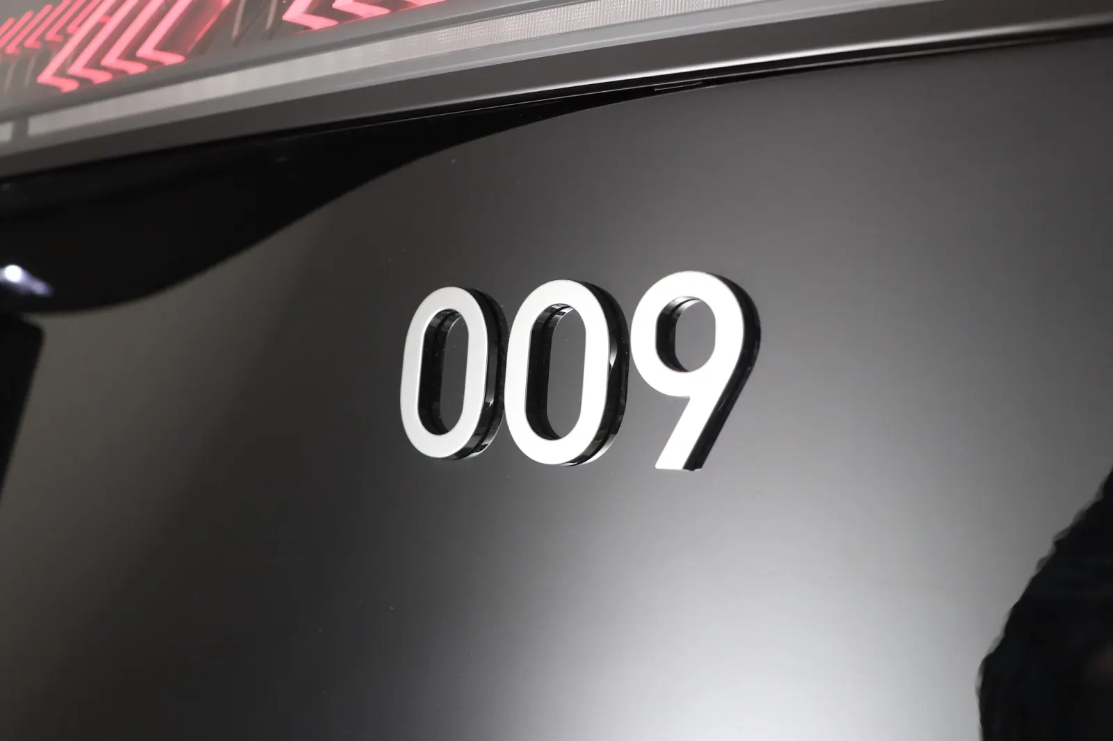2026 Zeekr 009 7 Seat, photo 7