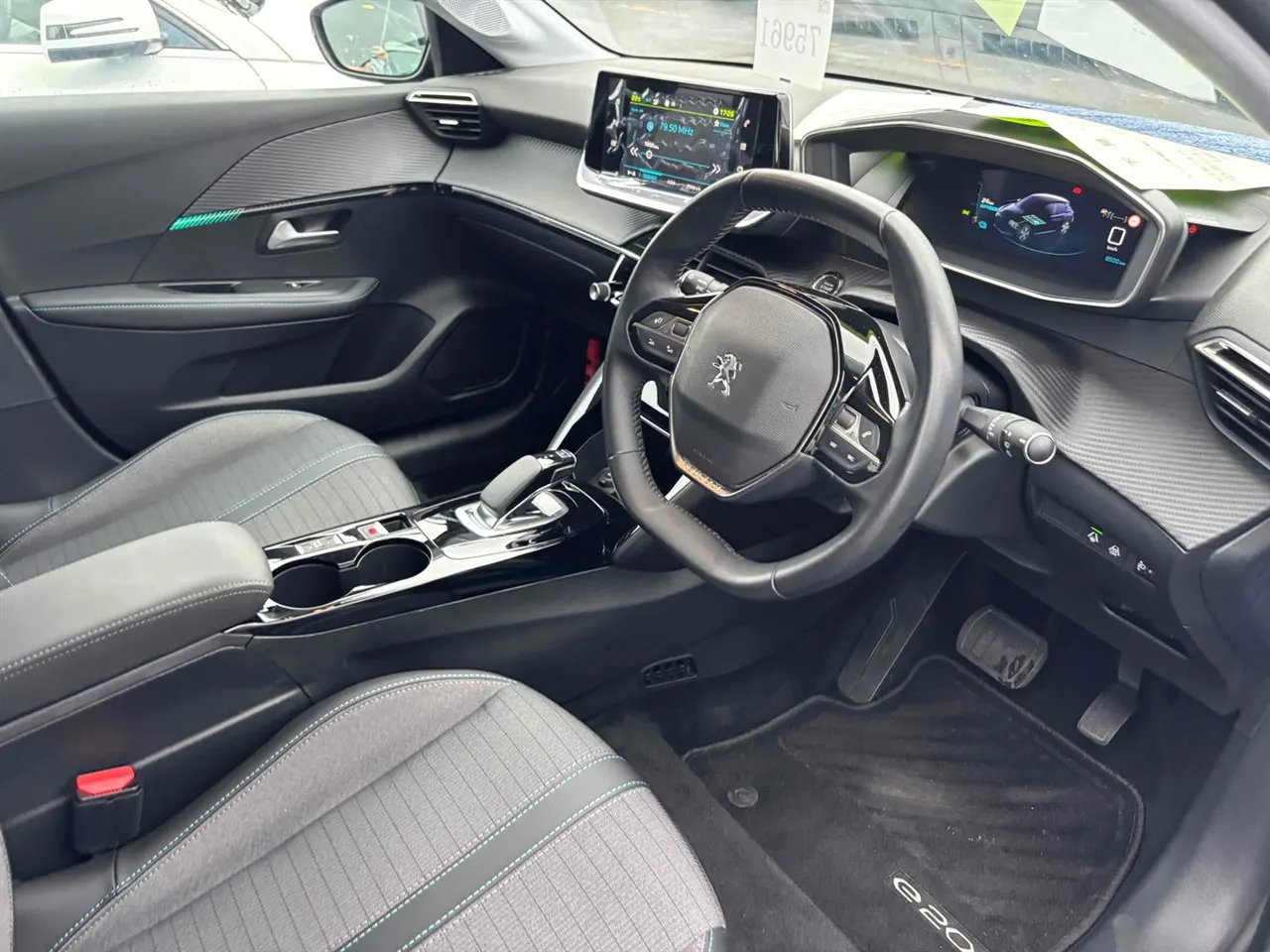 2021 Peugeot e-208 Allure EV — photo 3