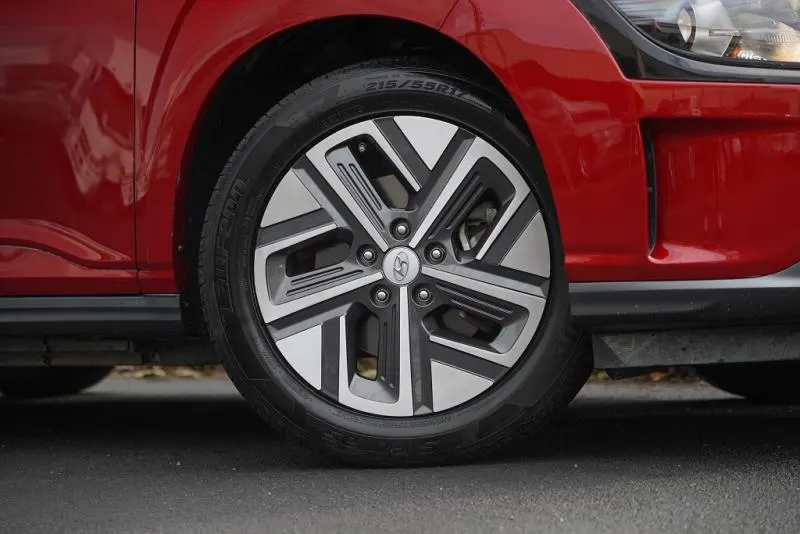 2021 Hyundai Kona EV (64kWh) — photo 7