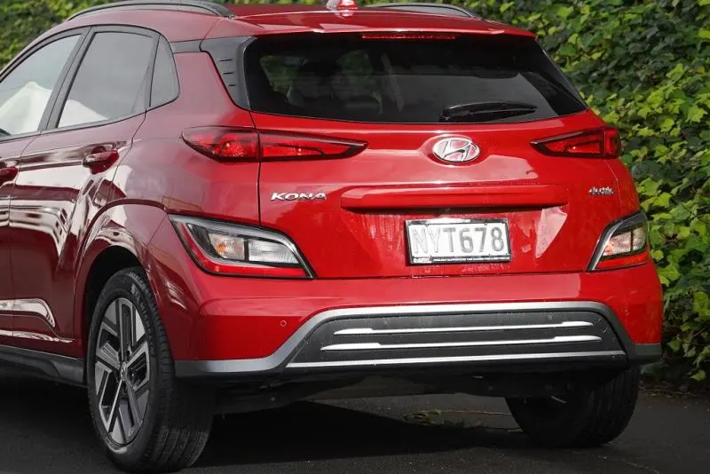 2021 Hyundai Kona EV (64kWh) — photo 3