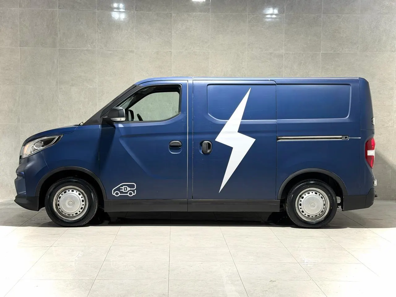 2022 LDV eDeliver 3 52.5kW "Lightning Edition" — photo 8