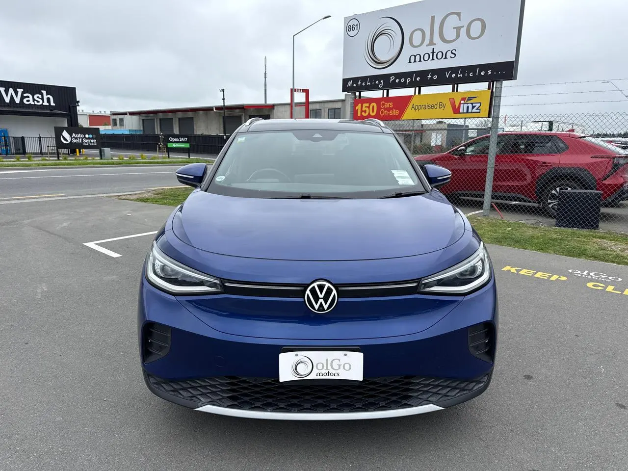 2022 Volkswagen ID.4 Pro EV 82kWh Glass Roof Low KMs, photo 3